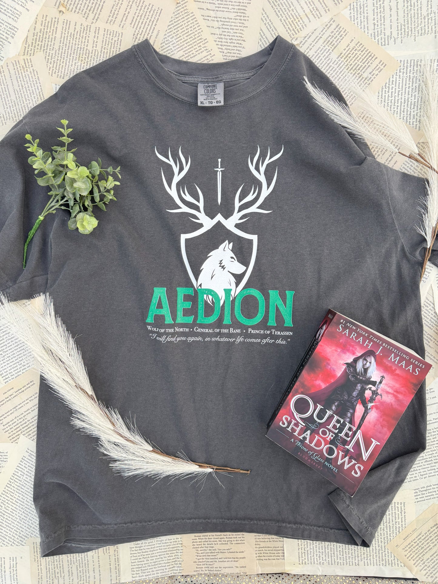 Aedion Tee